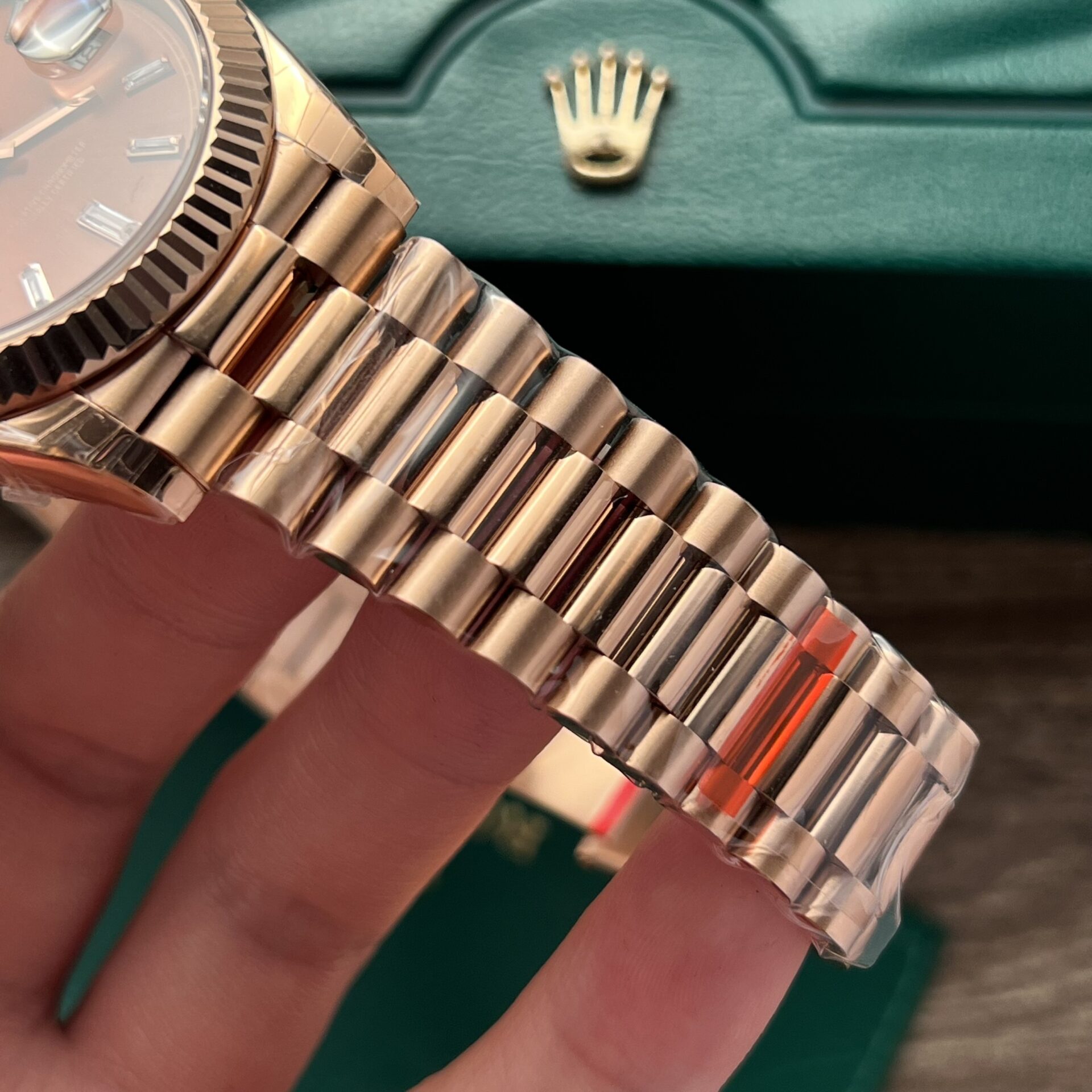 Rolex Day-Date 228345RBR RG Plated Chocolate Dial CZ Diamonds 40mm EWF Replica