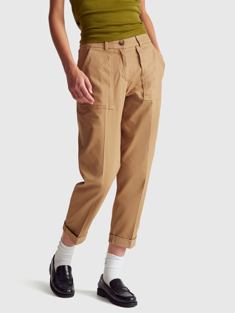 Trousers in stretch cotton with roll-up