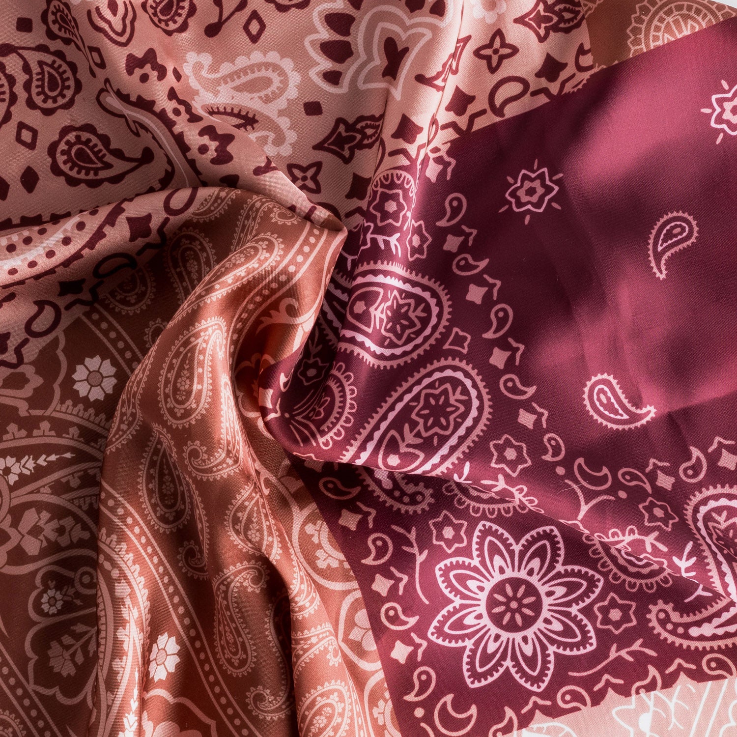 Foulard rose patchwork cachemire