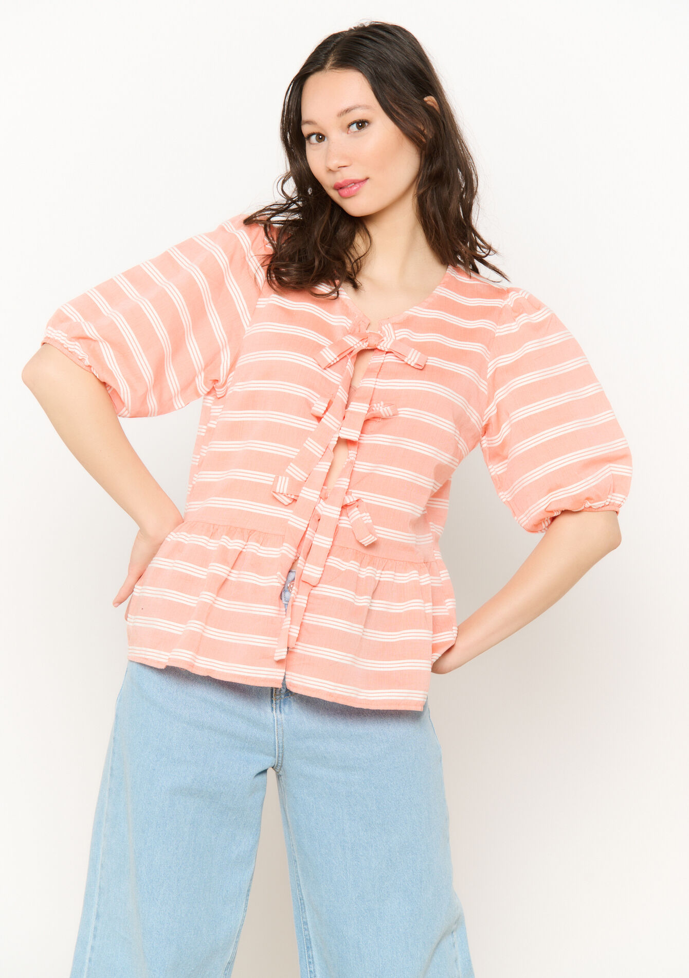 Gestreepte blouse met strik