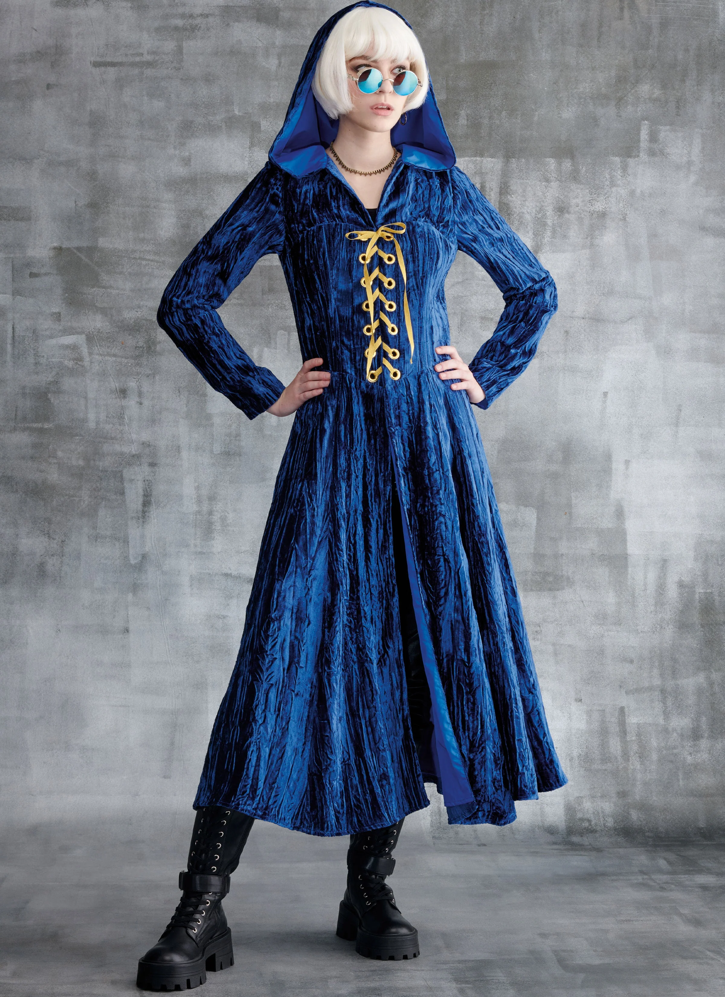 Simplicity Pattern 9813 Misses Plus Costume
