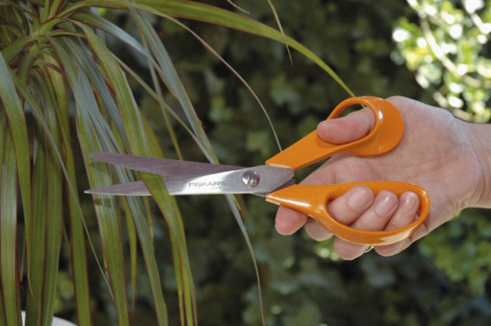 UNIVERSALSAKS FISKARS S94 GARDEN 21CM
