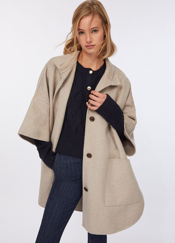 Cappotto in lana con cintura