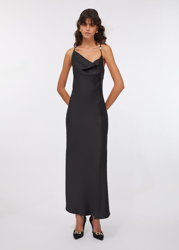 Abito lungo elegante in raso