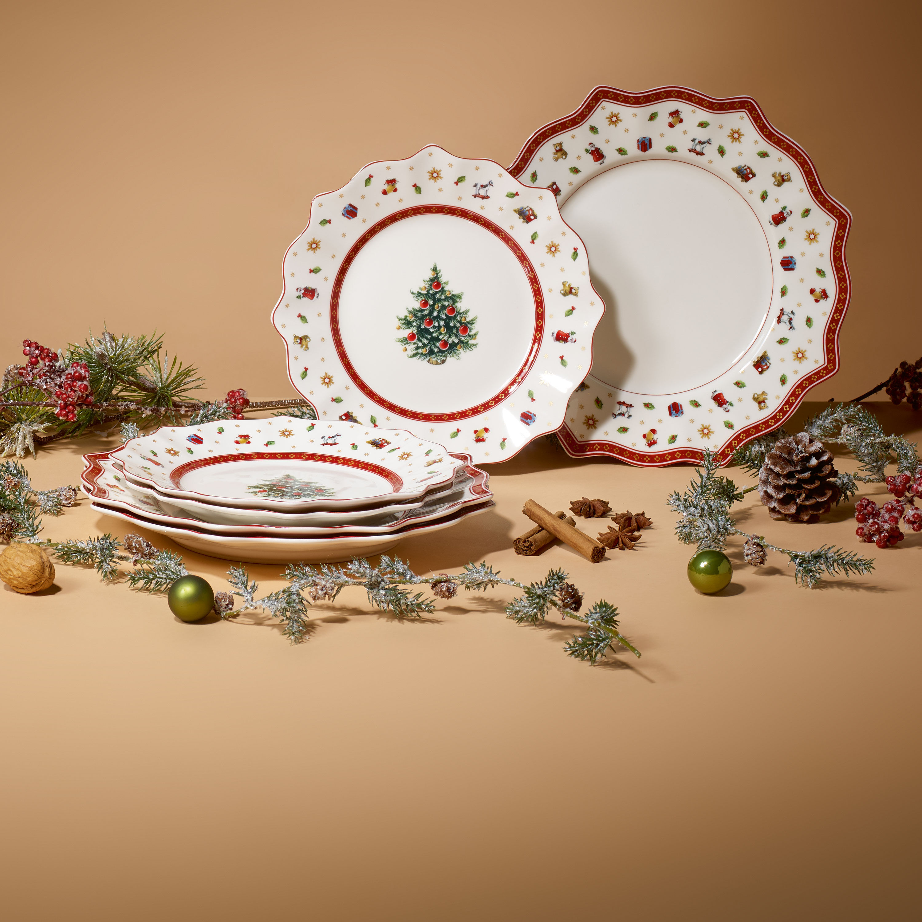 Toy's Delight Dinnerware set - Red, Premium Porcelain