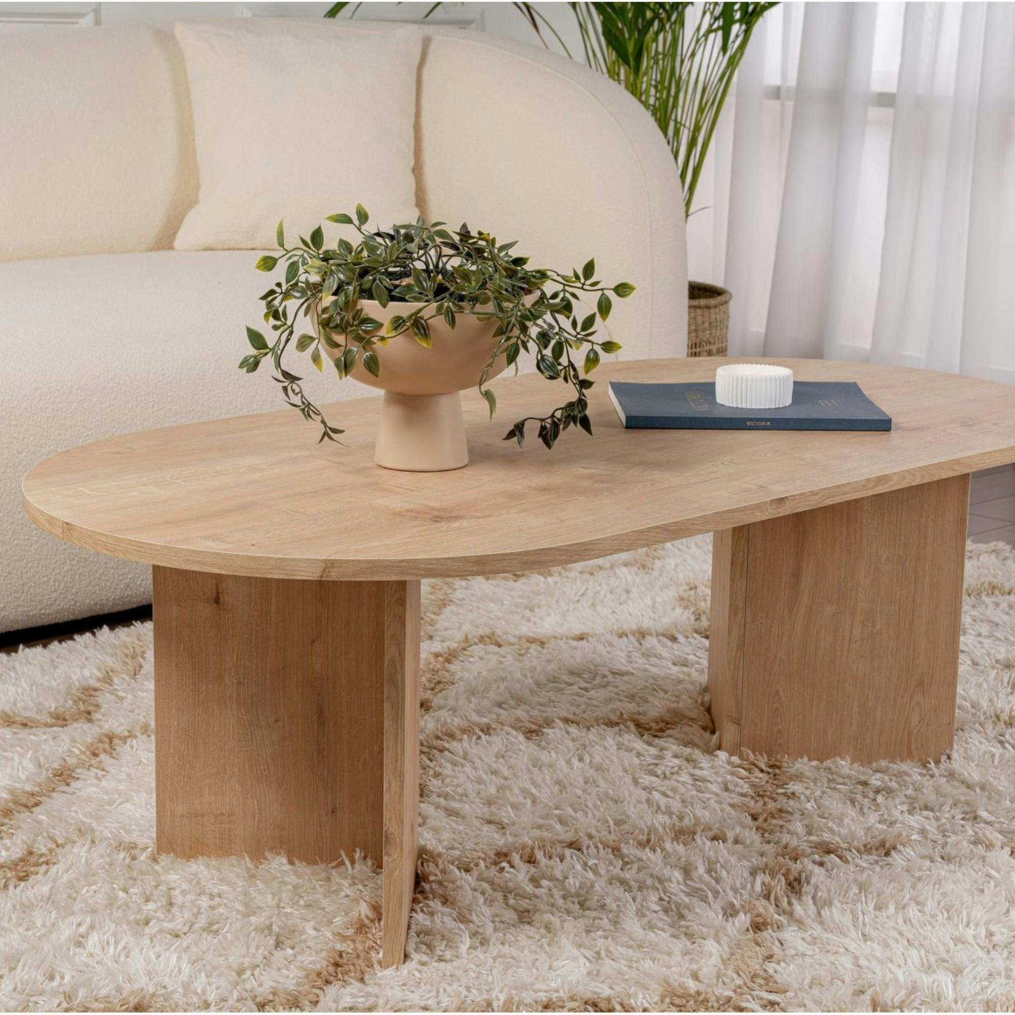 Table basse ovale effet chêne clair - pieds en V MARFA