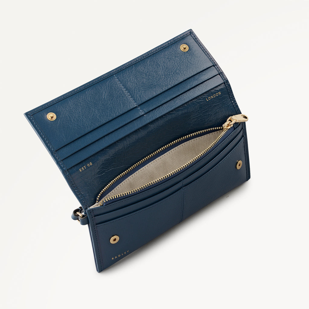 Chilton Grove - Large Flapover Wallet