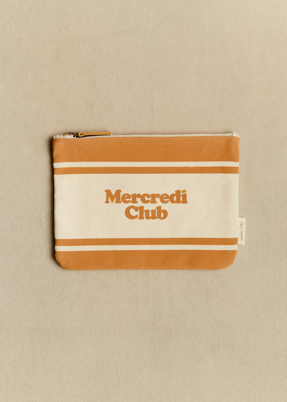 Flat pouch