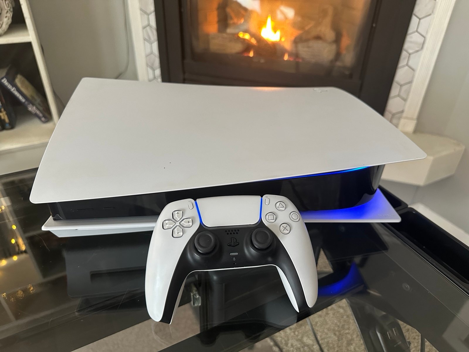 Ps5 Console (PlayStation 5 Console) and controller
