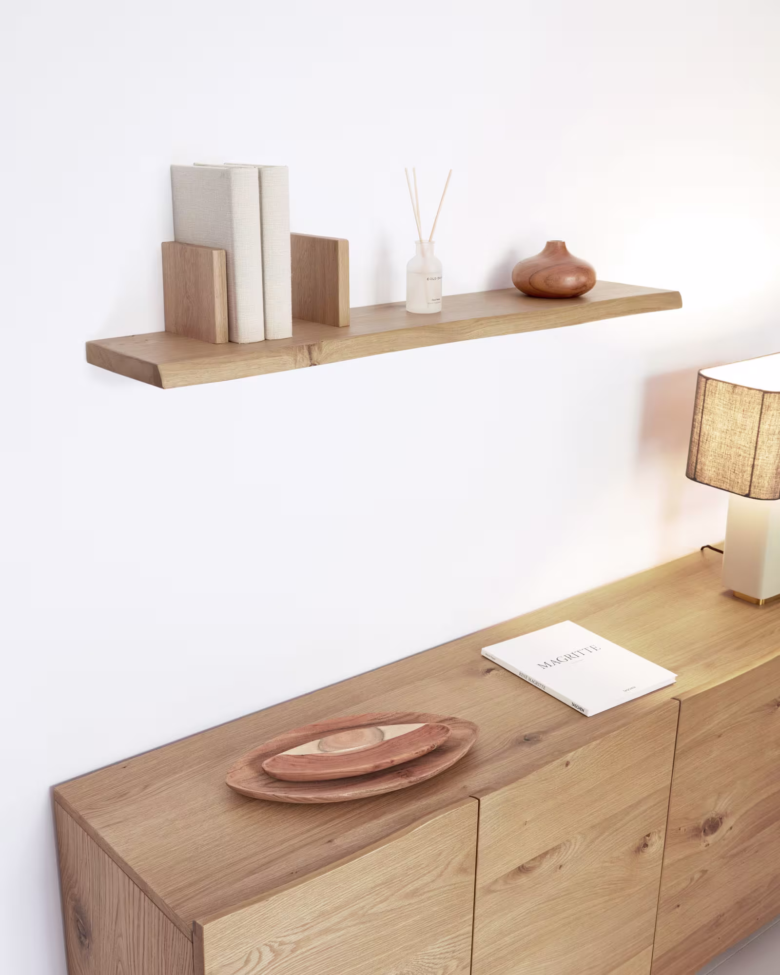 Estante Rasha de chapa de roble acabado natural 100 x 15 cm