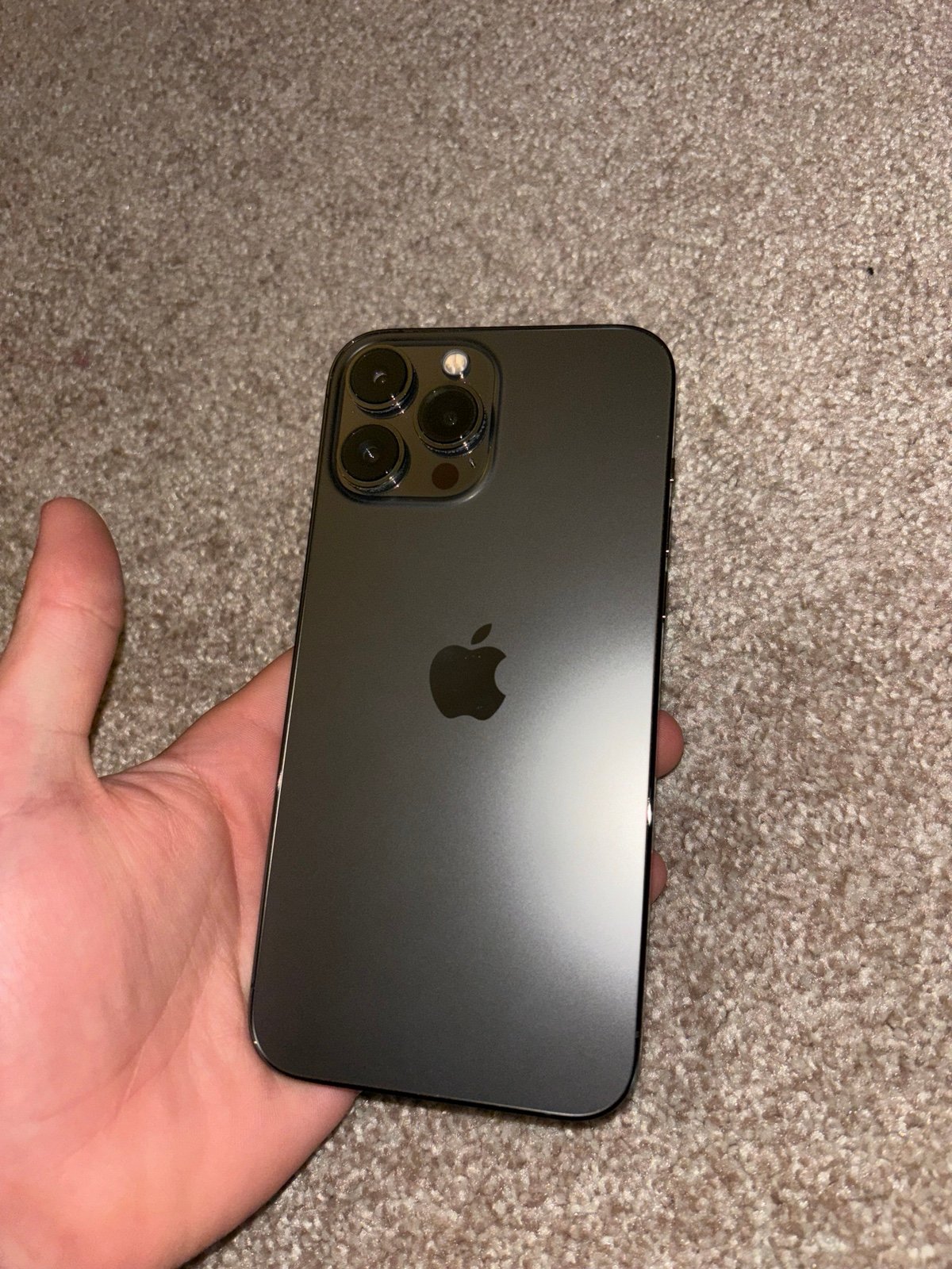 Apple iPhone 13 Pro Max 128 GB in Graphite Unlocked