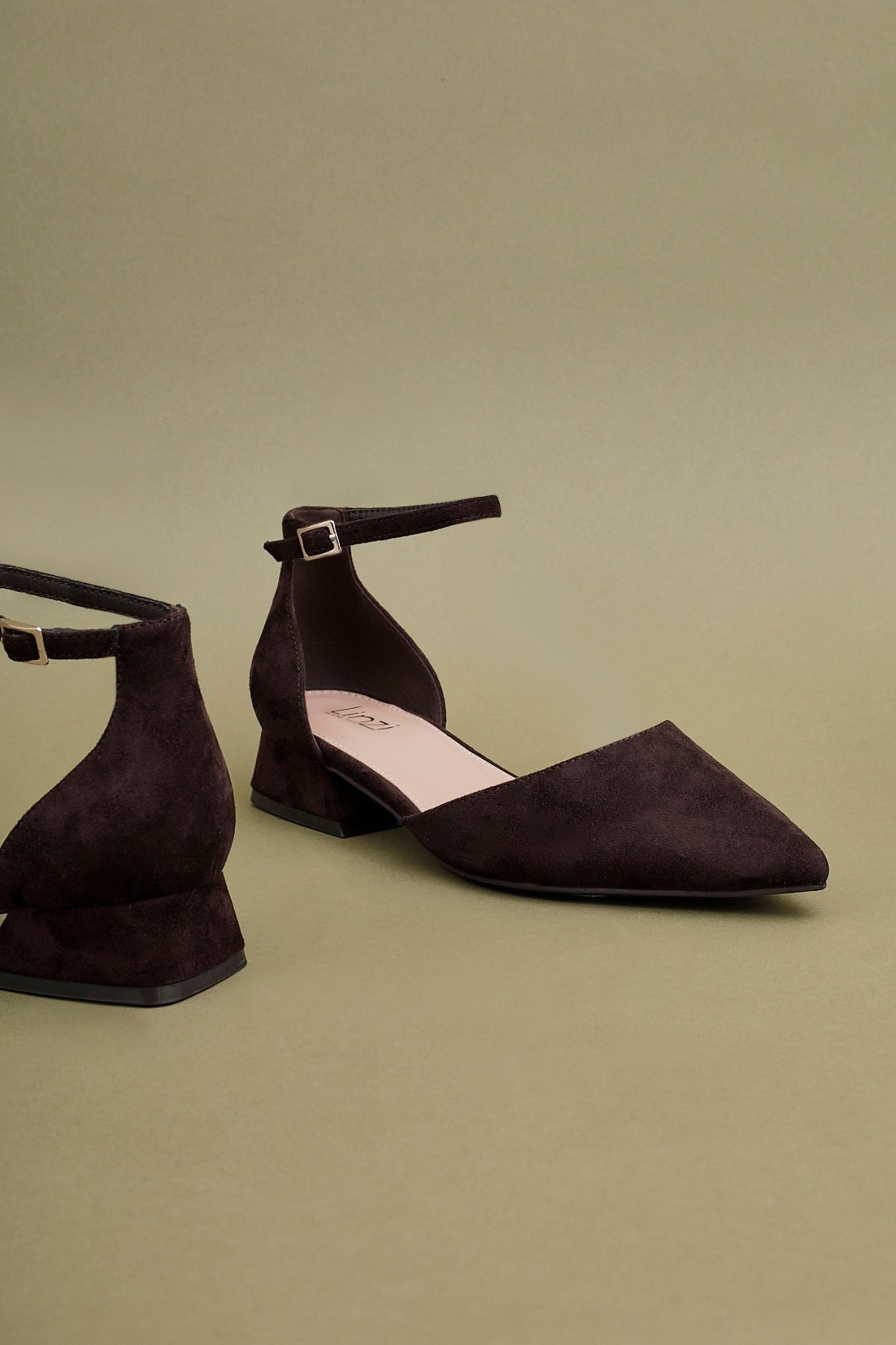 Linzi Dolly Wide Fit Brown Faux Suede Low Block Court Heel