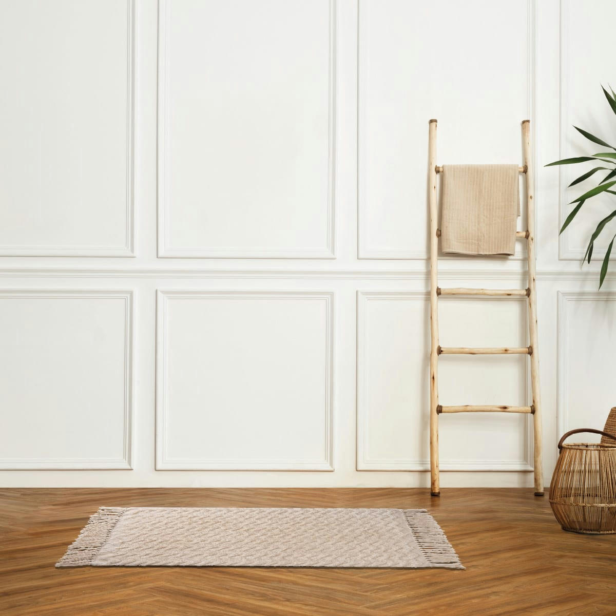 BOHEMIAN - Tapis coton uni écru à pompons 50x80cm