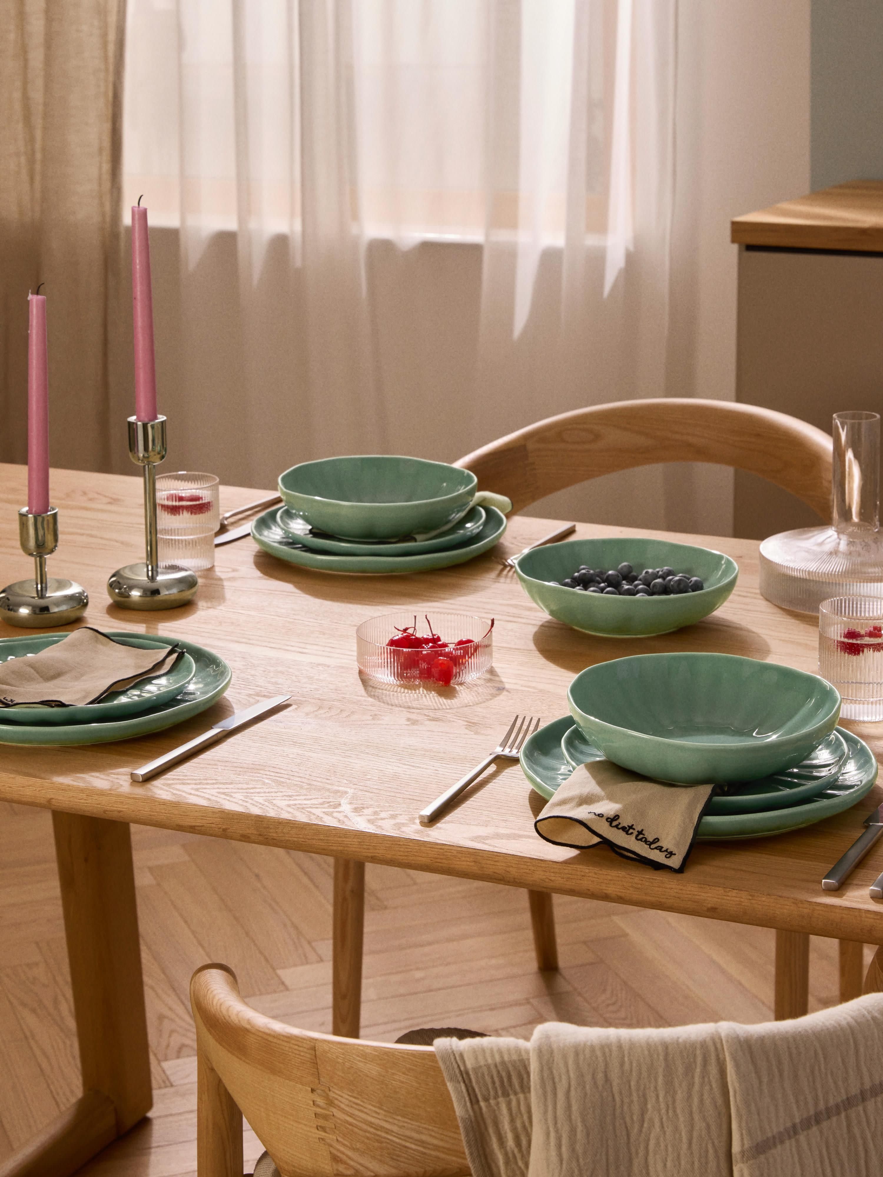 Porzellan-Speiseteller Sali mit Relief, 4er-Set