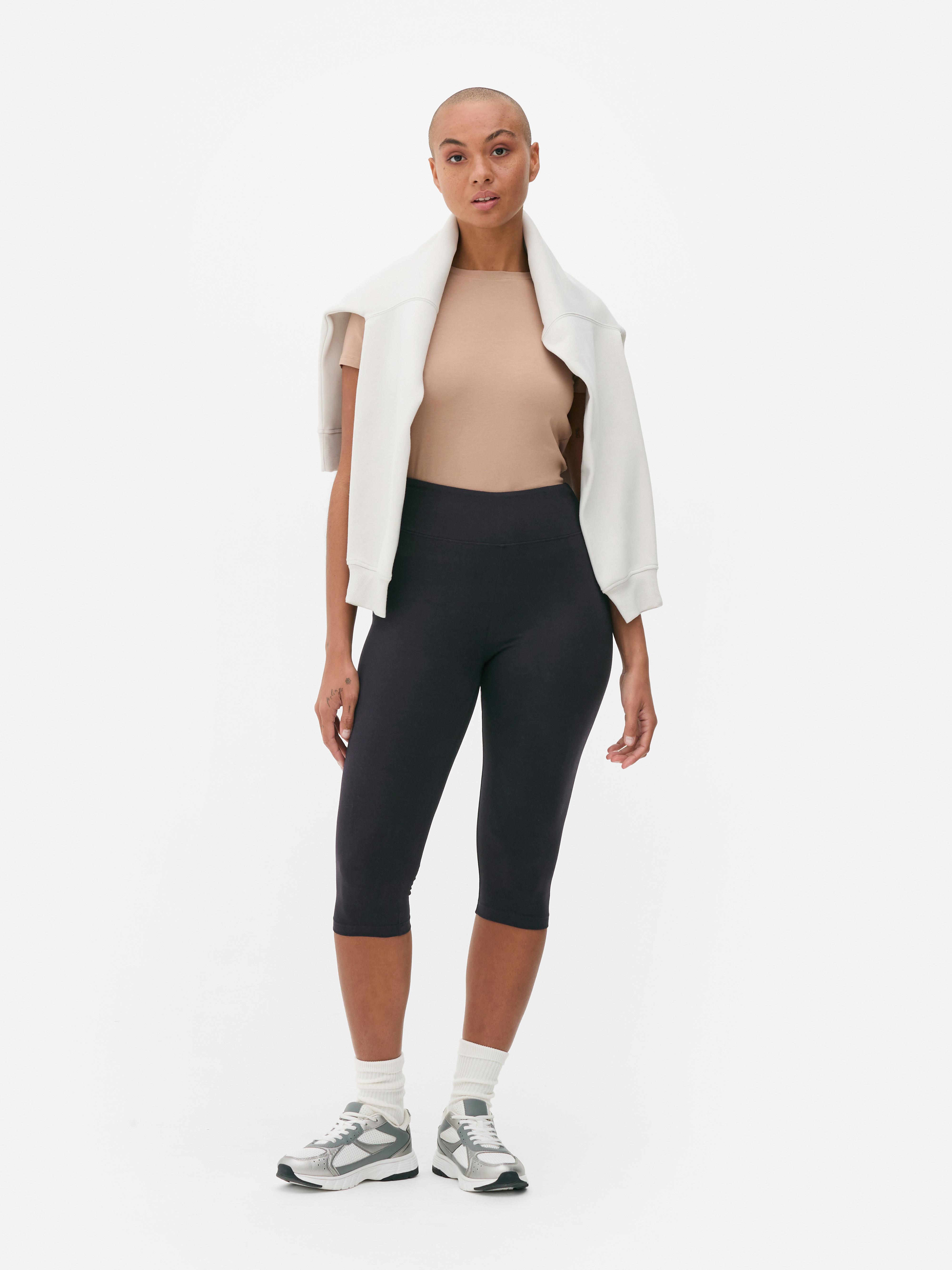Essential High Waist Capri Leggings