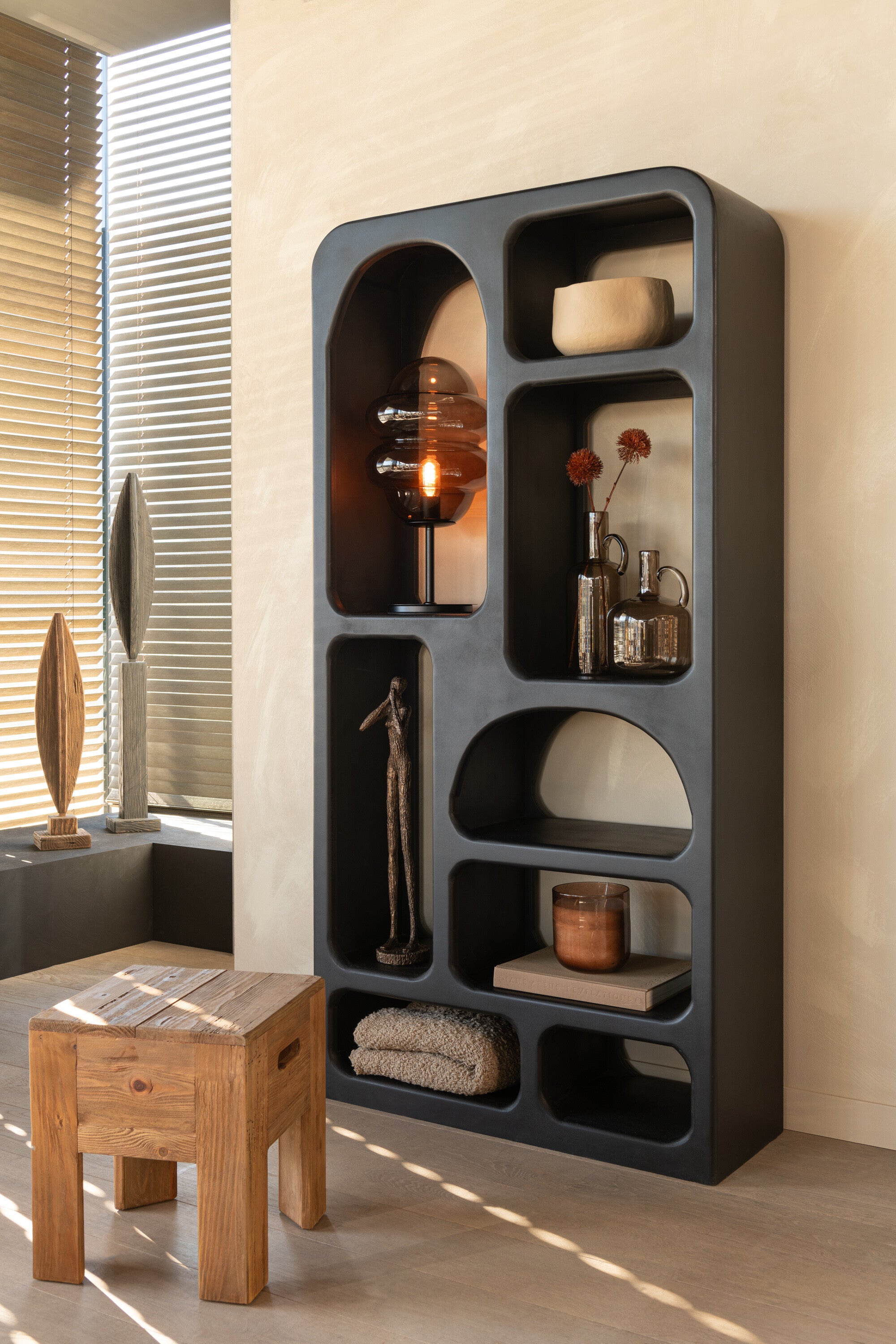 J-Line decoratie op voet Luke - dennenhout - bruin - small