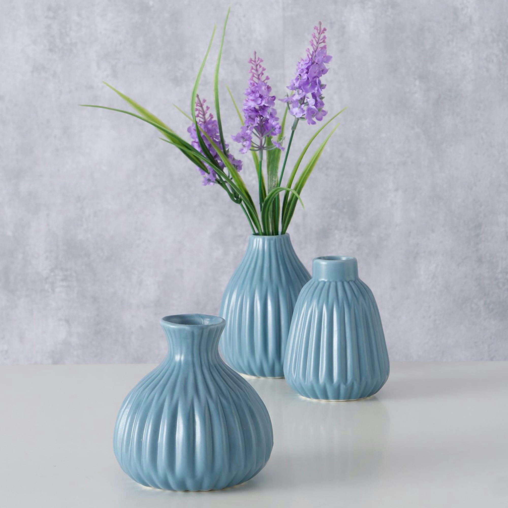 - Set de 3 petits vases design en porcelaine bleue