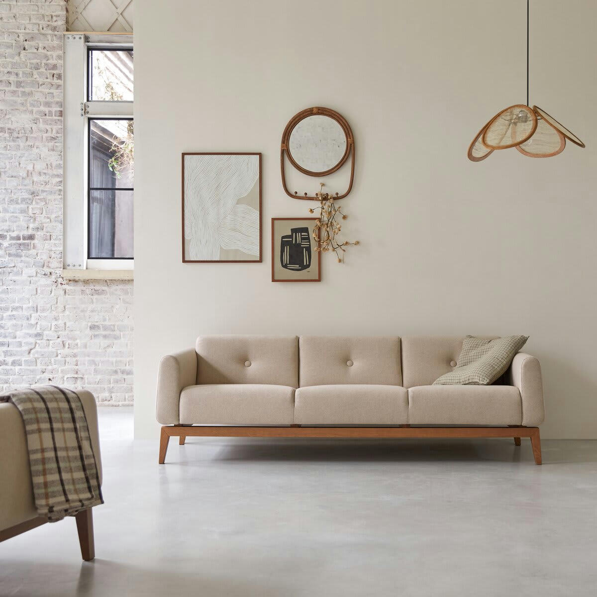 BJORN - Canapé en chêne massif et tissu écru 3 places