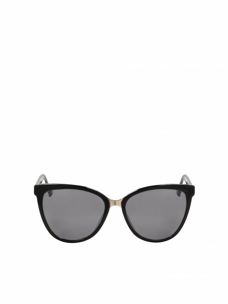 Ladies' black sunglasses