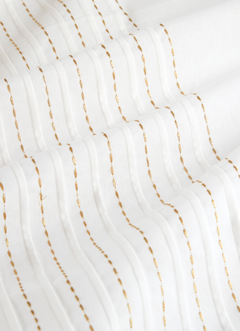 NAPPE PLISSÉE CENTRE DE TABLE AVEC BRODERIES BLANC