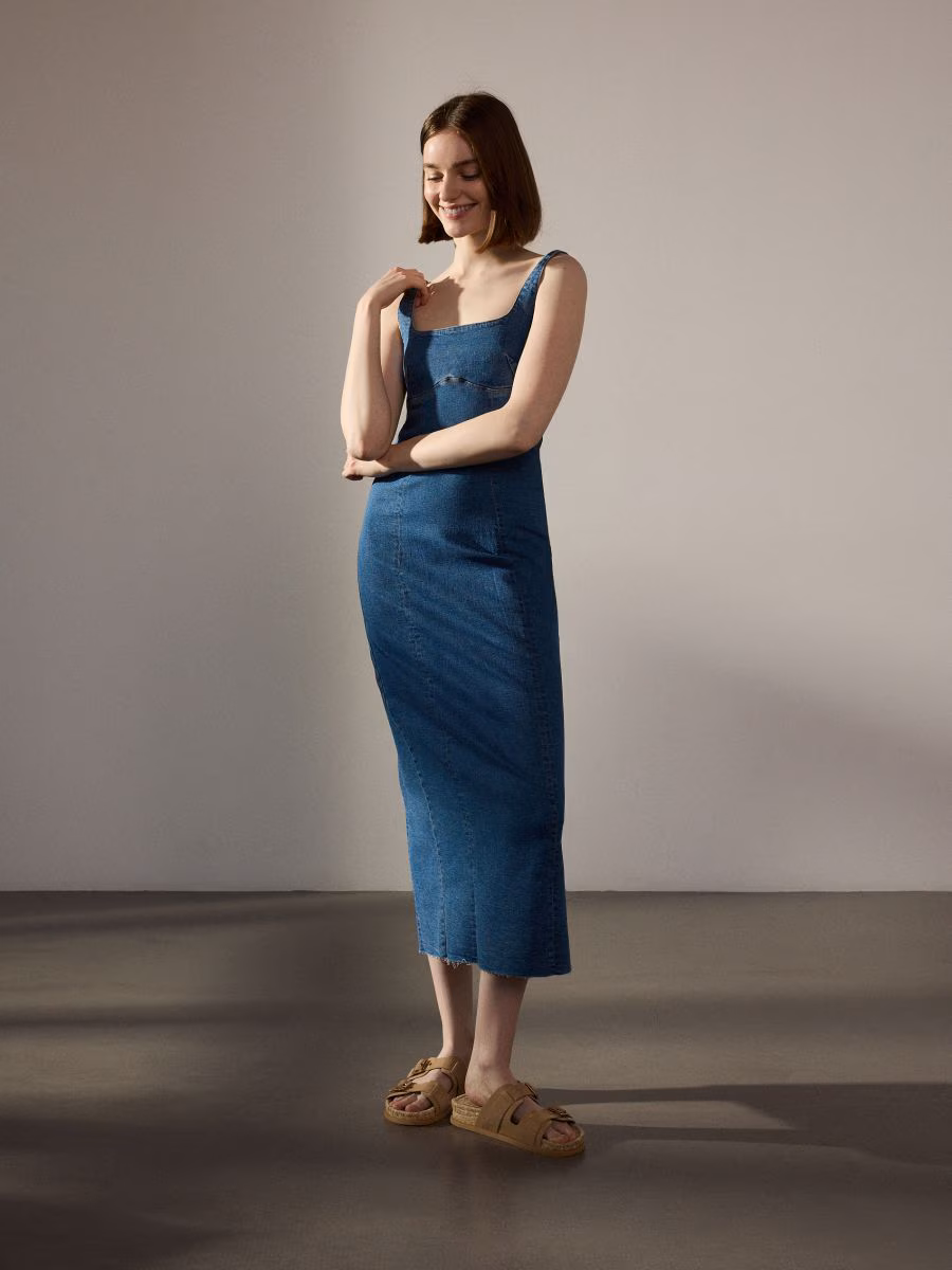 Ladies' Dress