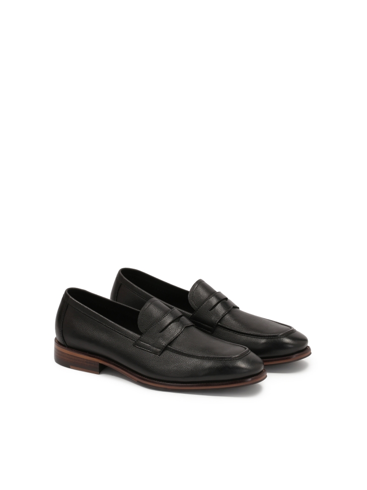 Black pea leather slip-on loafers