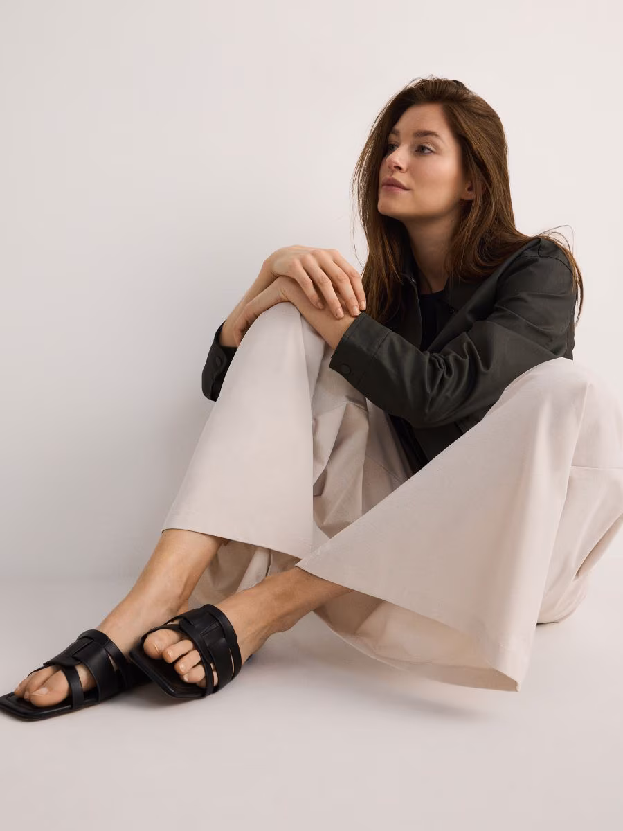 Leather Sliders