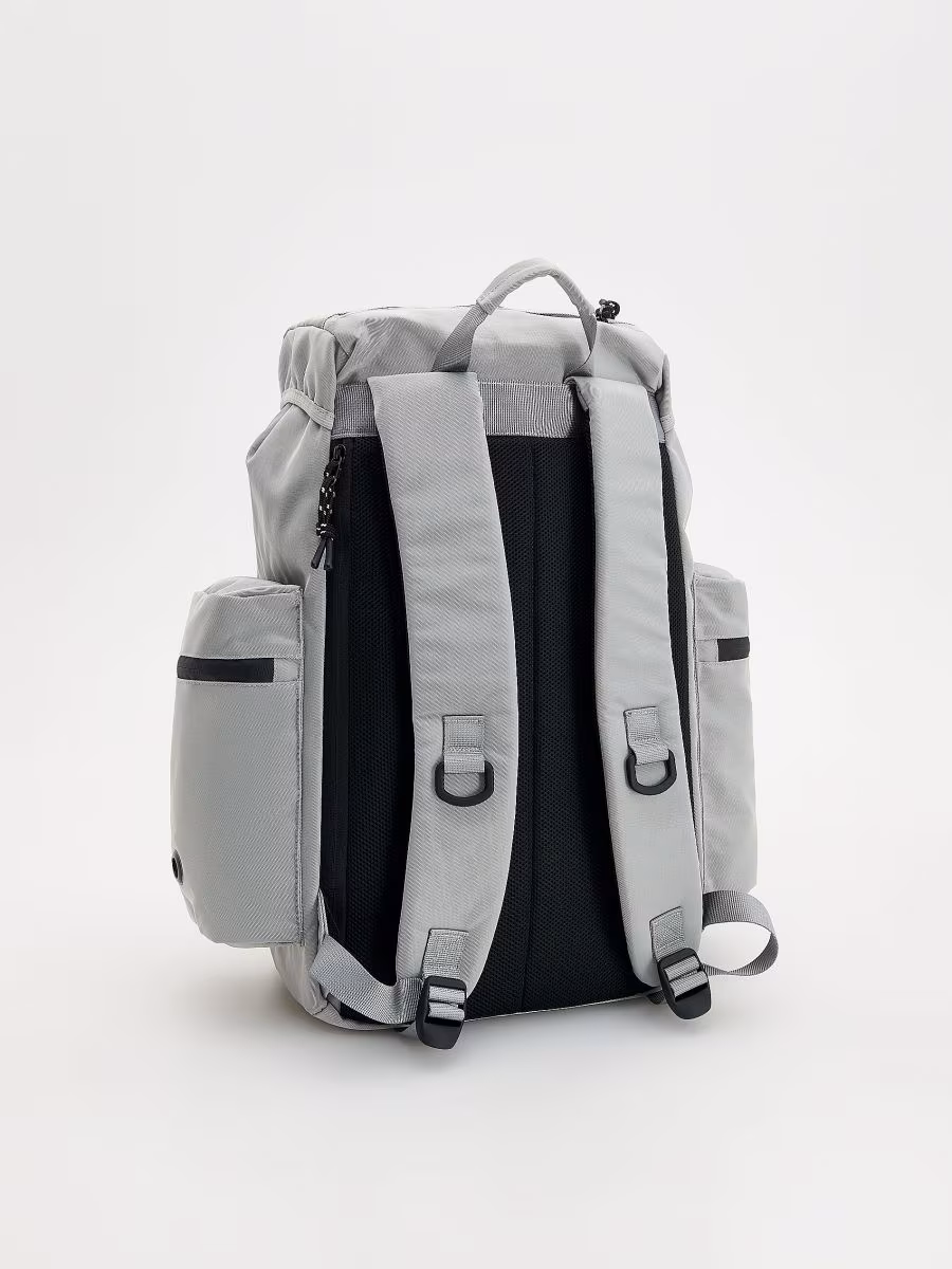 Large Capacity Backpack With Pockets