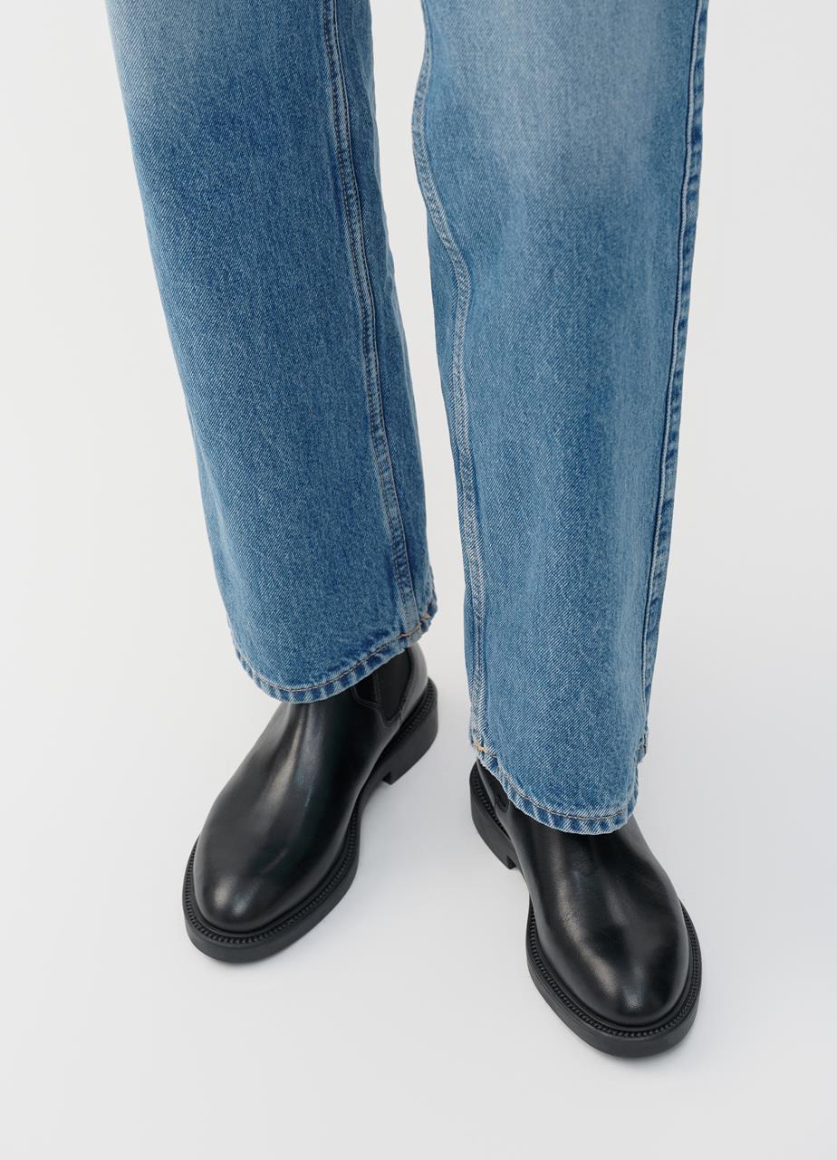 Alex W Boots
