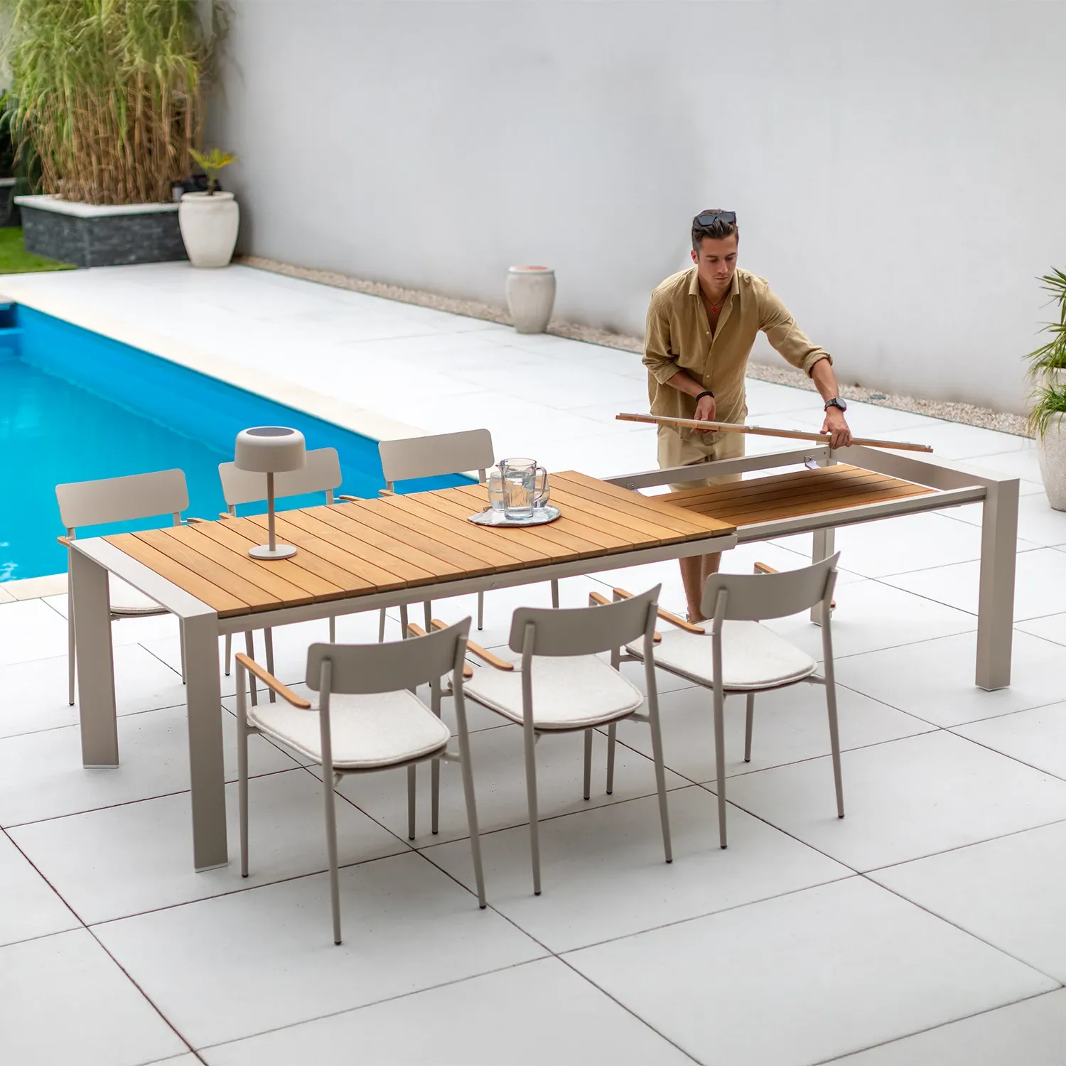 Rozkładany stół ogrodowy MURO 200-320×100 Zumm Mokka aluminium – teak