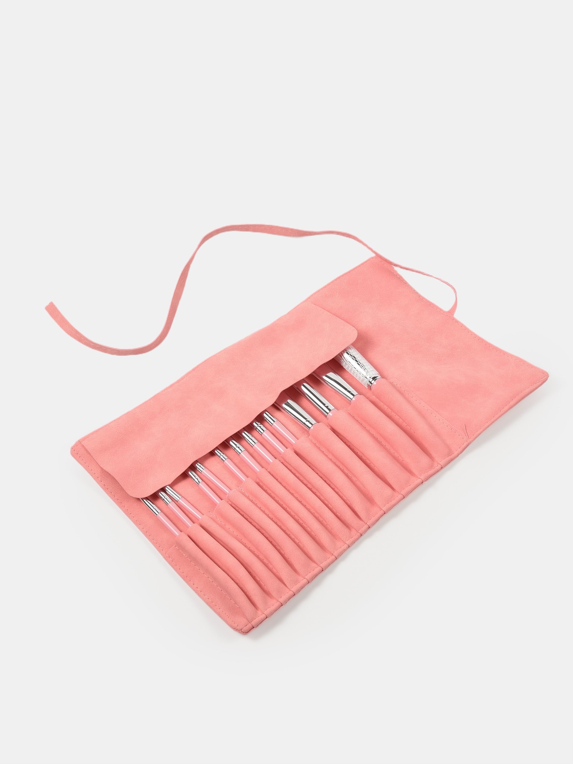 Zestaw pędzli do makijażu w etui 14 pack