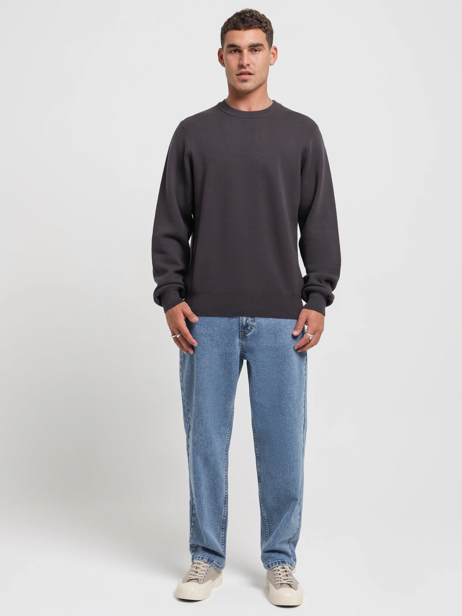 Colt Relaxed Tapered Jeans