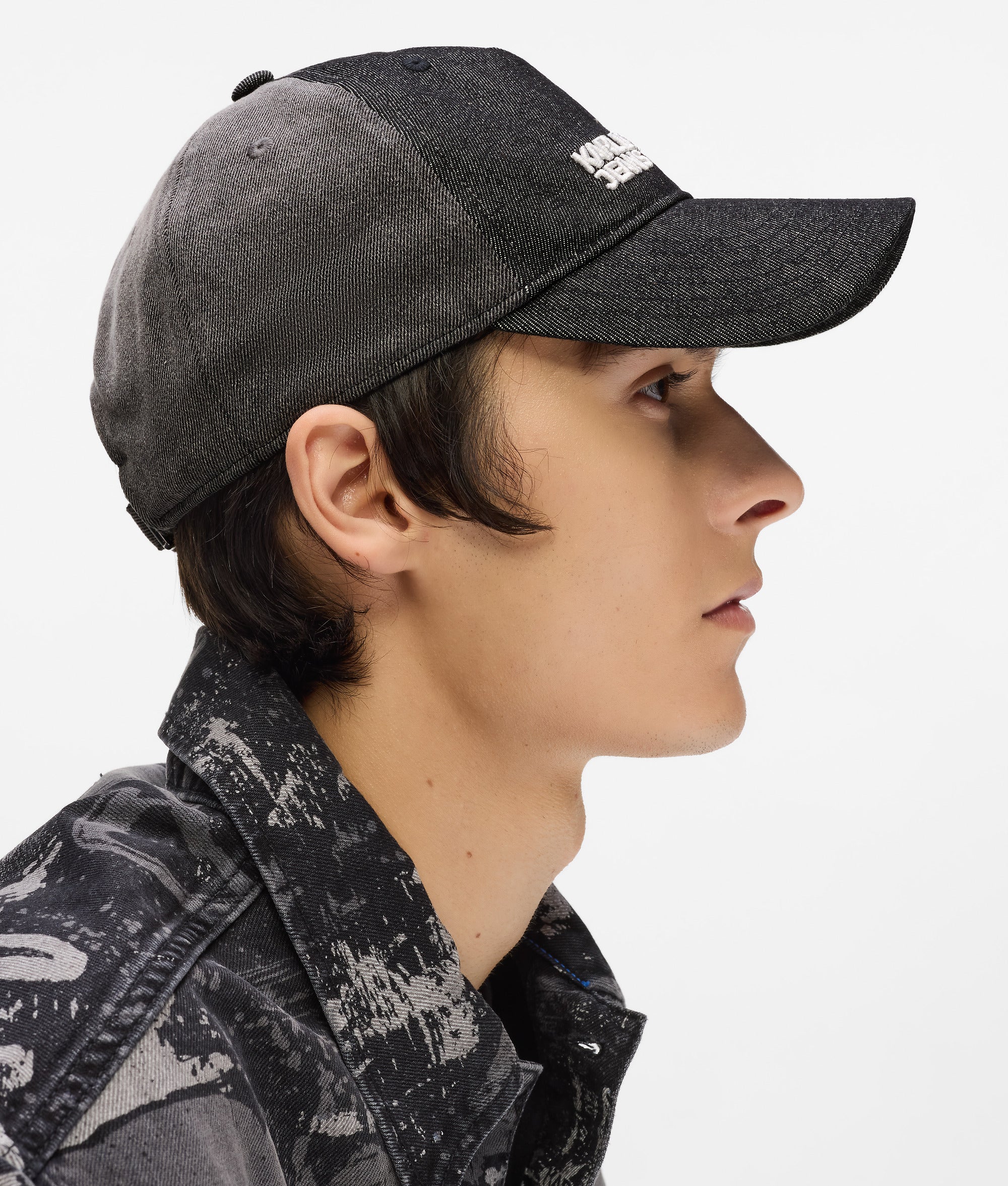 Casquette en denim foncé bicolore