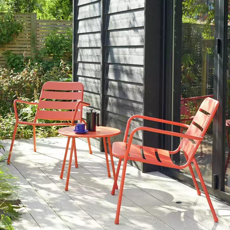 Habitat Annika 2 Seater Metal Garden Bistro Set - Red