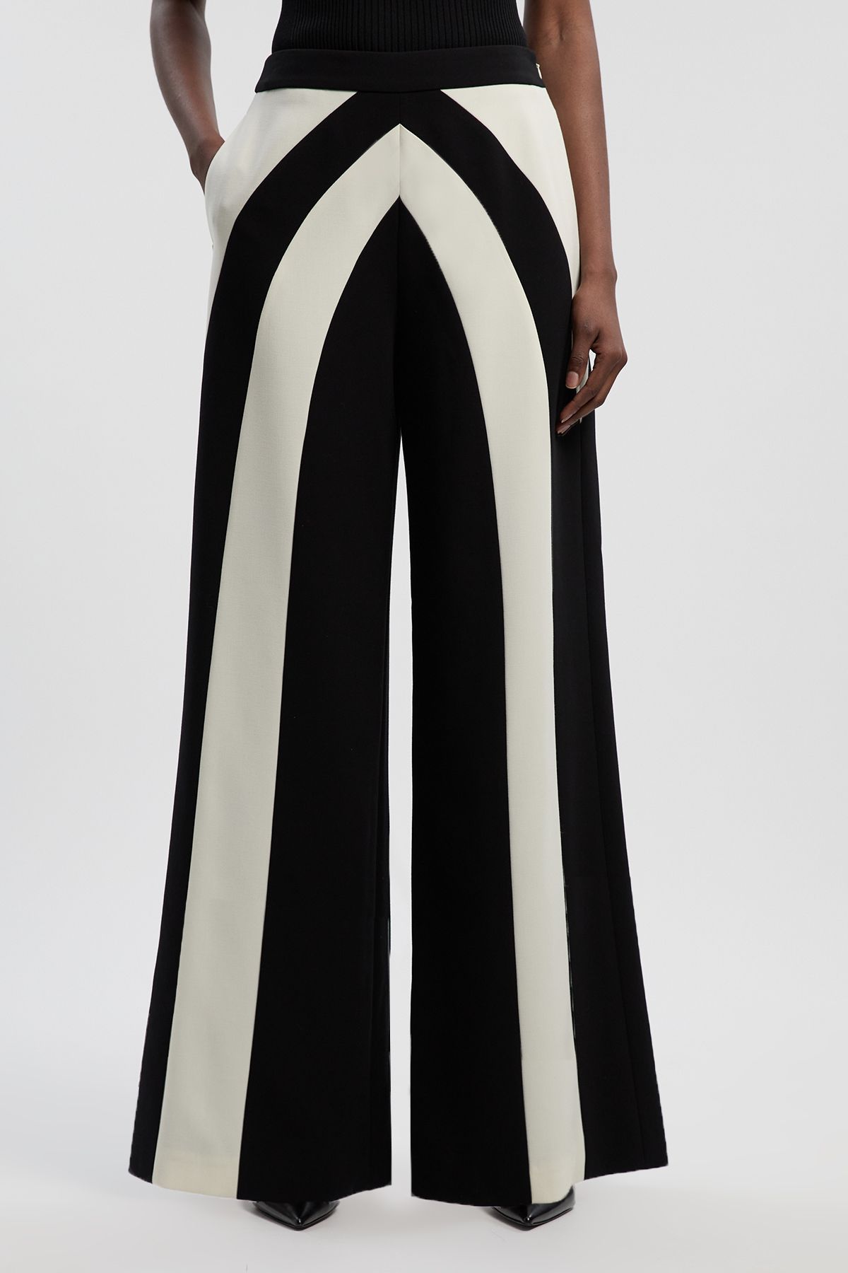 KarenMillen Compact Stretch Colour Block Tailored Wide Leg Trouser