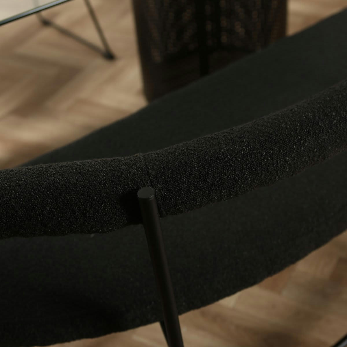 LEO - Banc design forme ovale en tissu bouclé noir