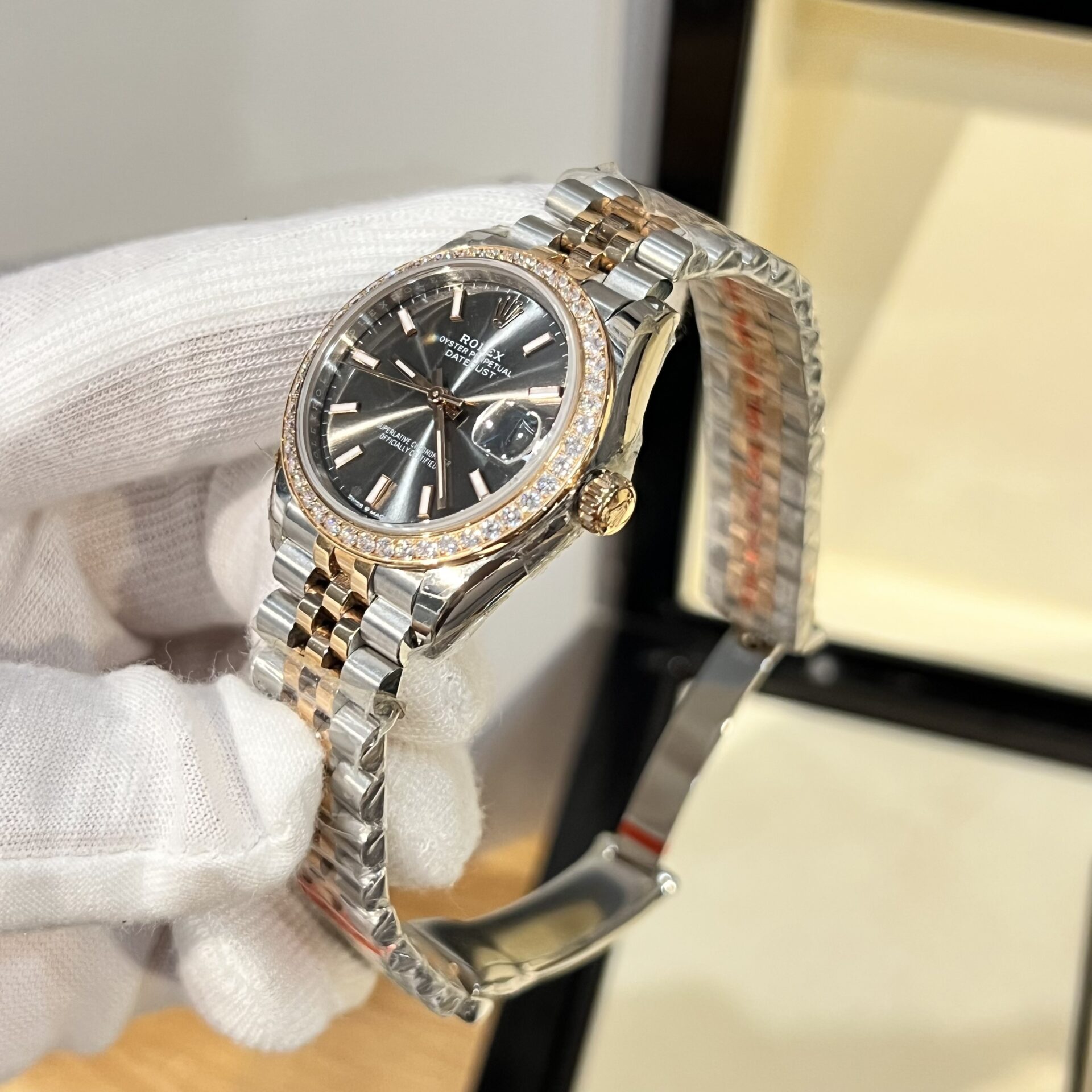 Rolex Datejust SS/RG Plated Grey Dial CZ Diamonds 31mm Jub EWF Replica