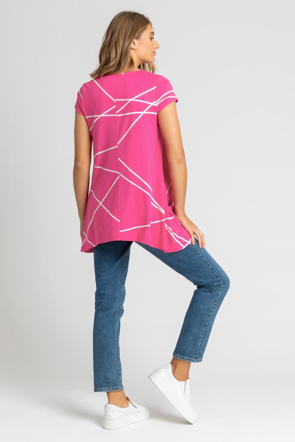 Roman Linear Print Hanky Hem Top