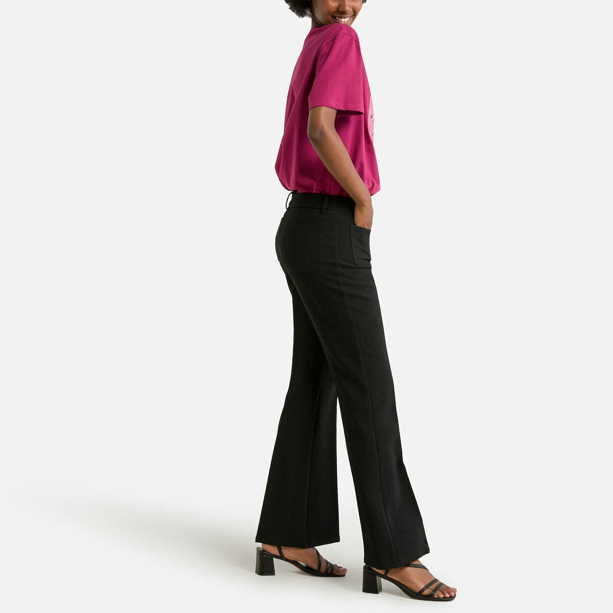 Pantalon flare à poches plaquées