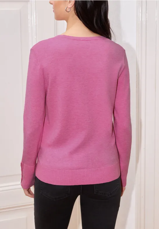 Strickpullover mit Knöpfen