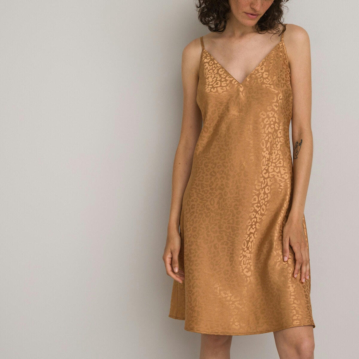 Nuisette en satin jacquard