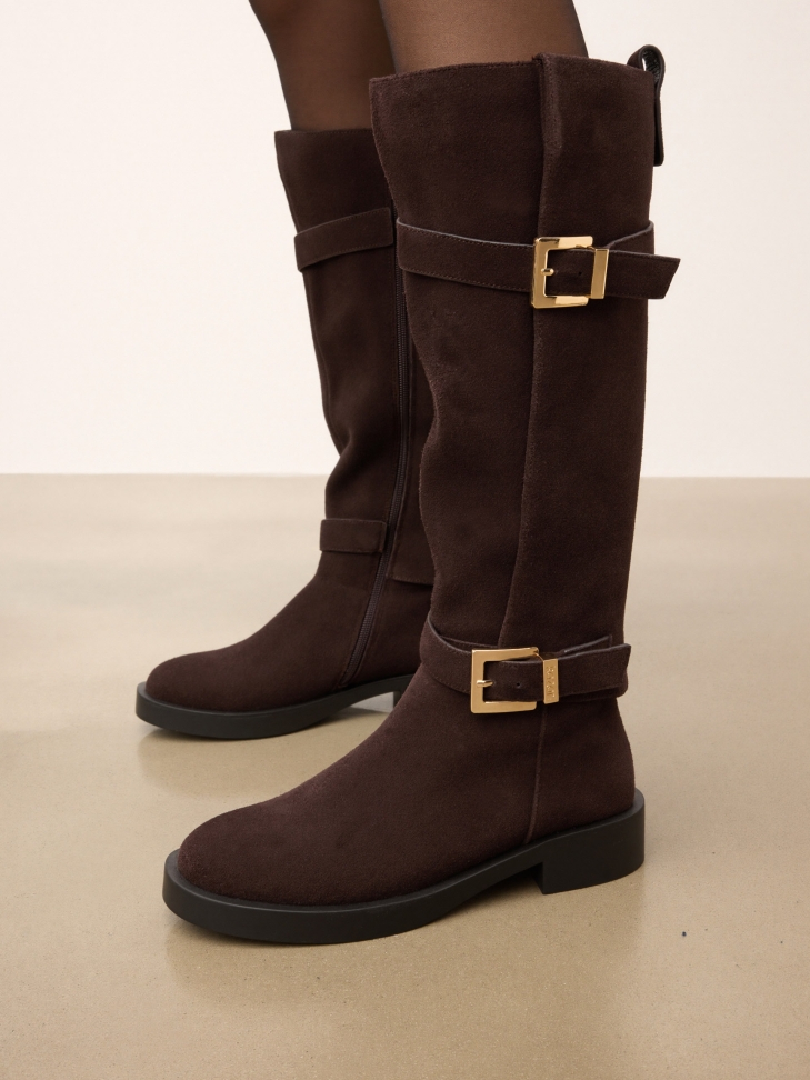 Brown suede boots with double upper