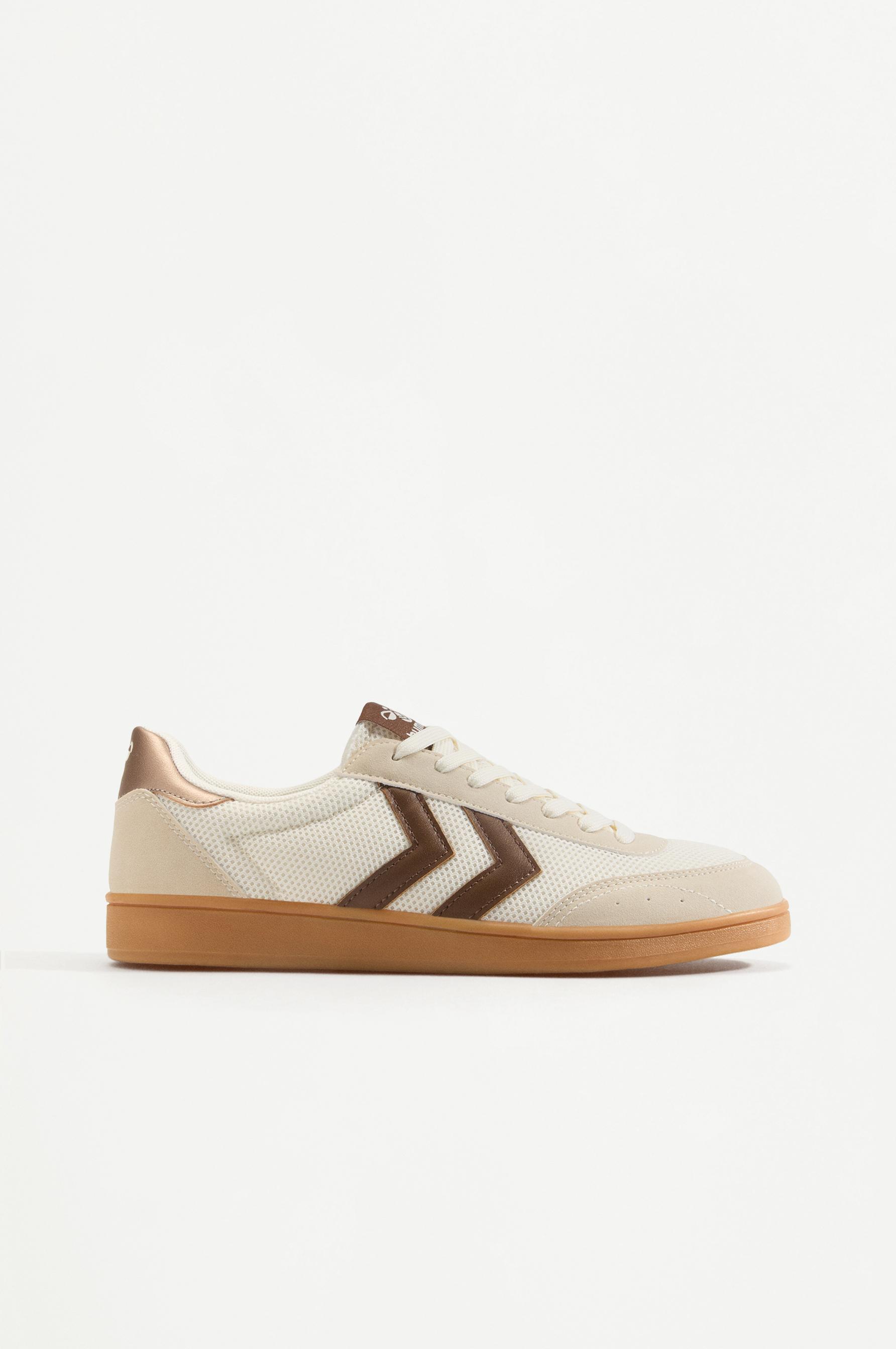 Zapatilla deportiva