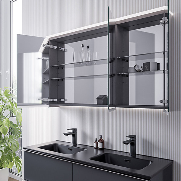 Amoire de toilette MFC 3 portes miroirs, éclairage LED, prise de courant intérieure   4 tablettes verre, 120x71x19cm (LxHxP), VARO