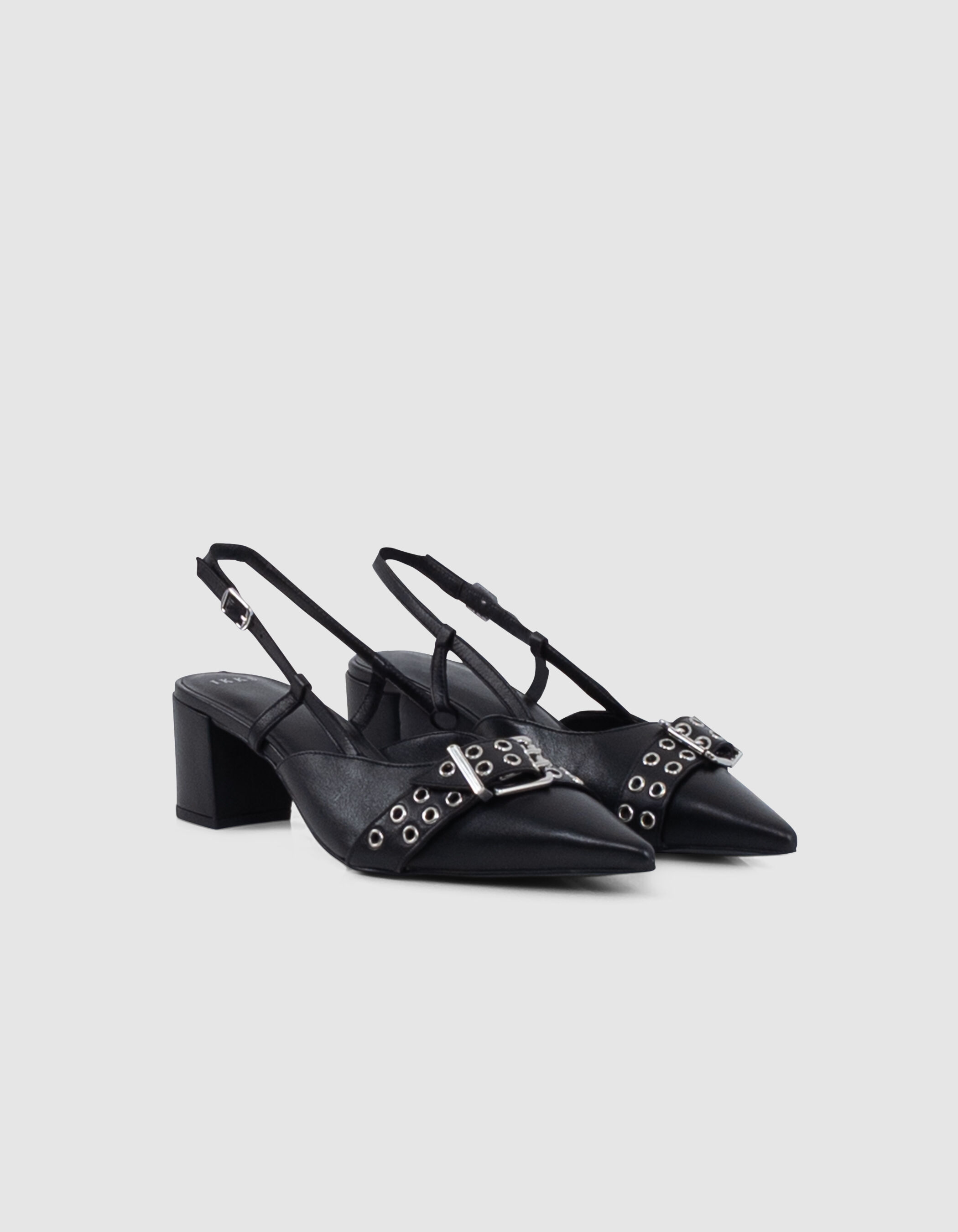 Escarpins slingback noirs cuir boucle oeillets Femme