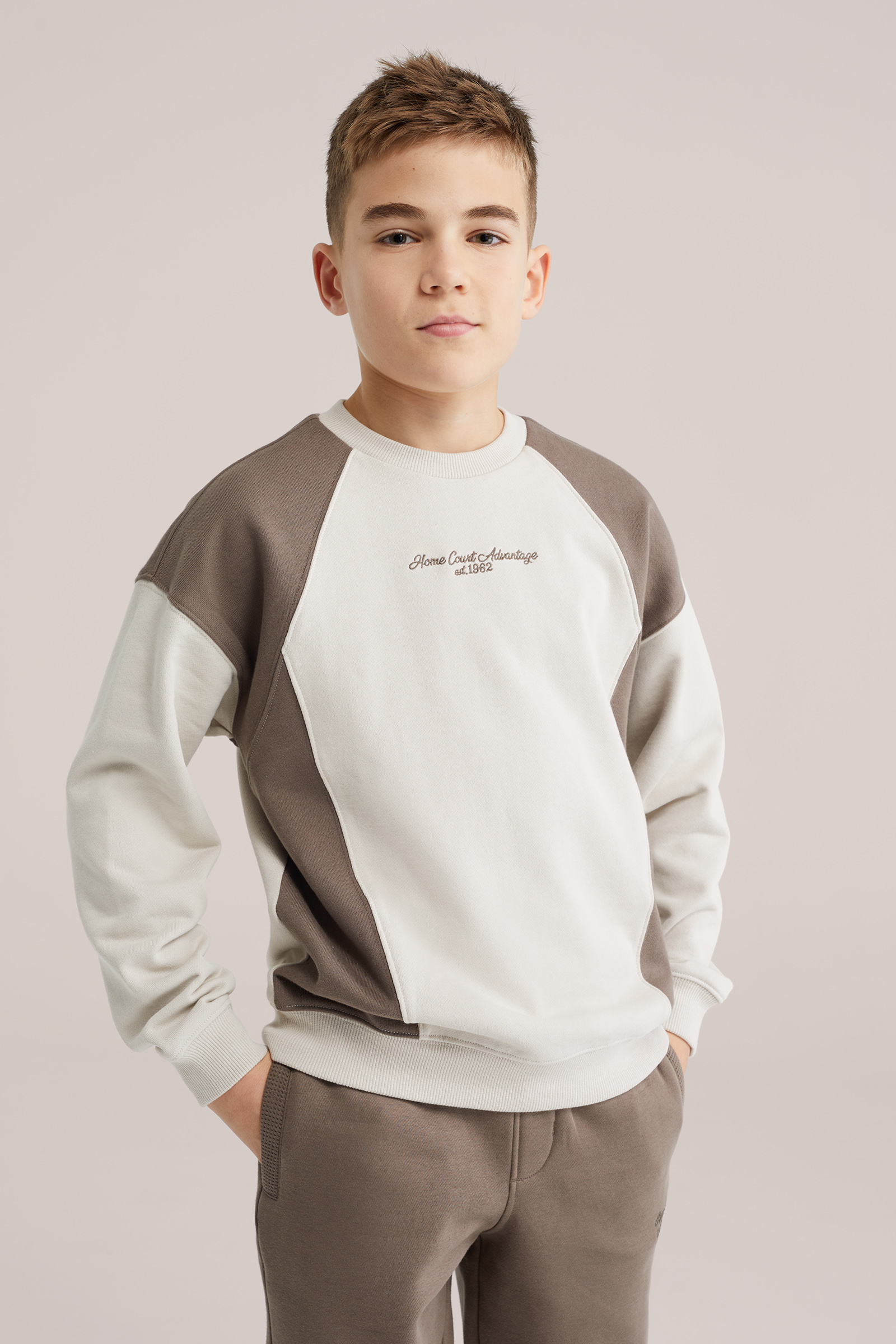 Jongens sweater met colourblock