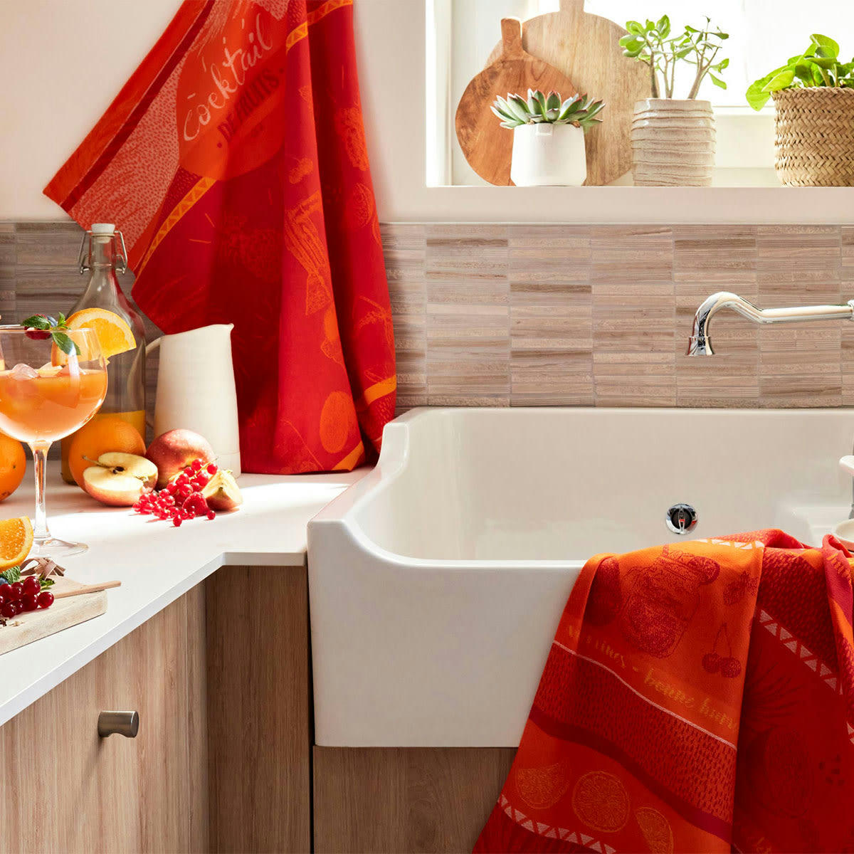 COCKTAIL DE FRUITS - Torchon en coton rose 50x75