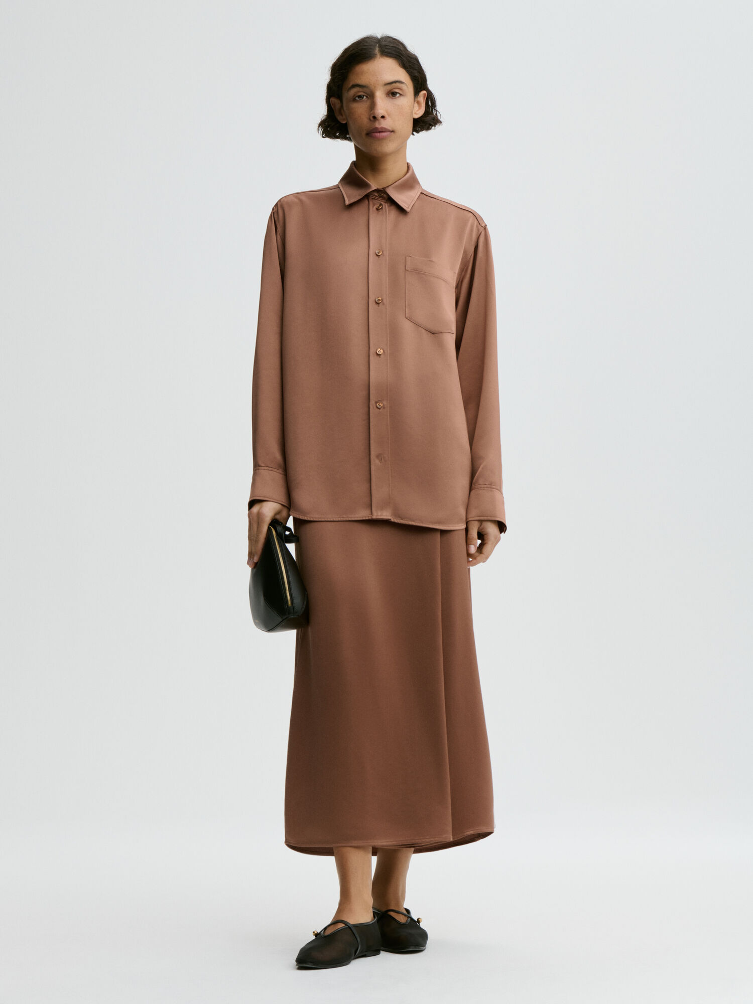 Pacia satin maxi-nederdel