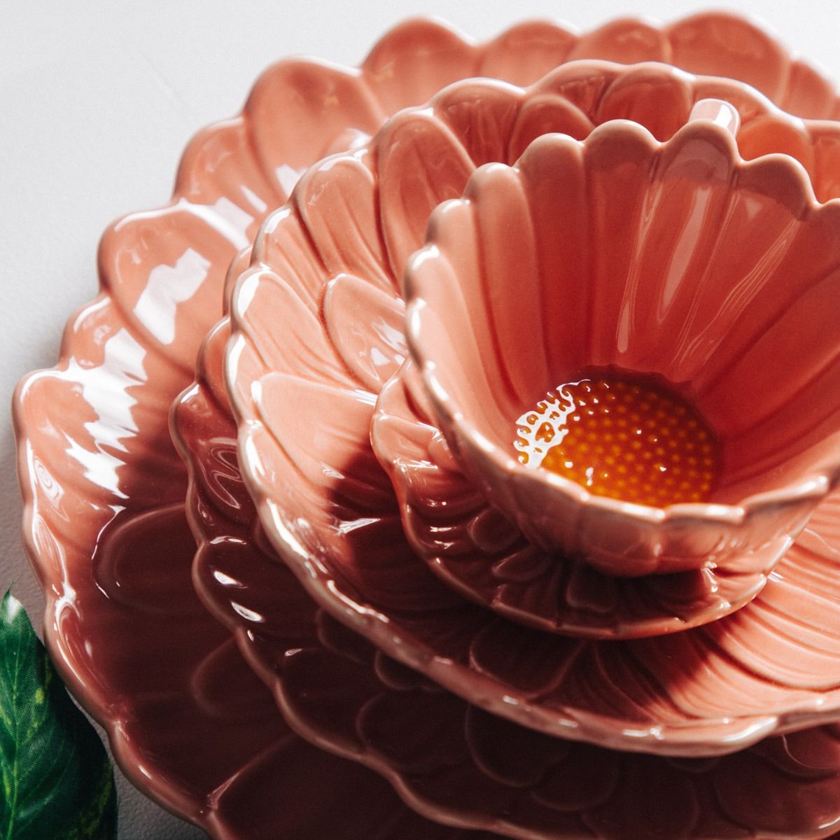 Miska RASSET z kwiatem różowa 18 cm