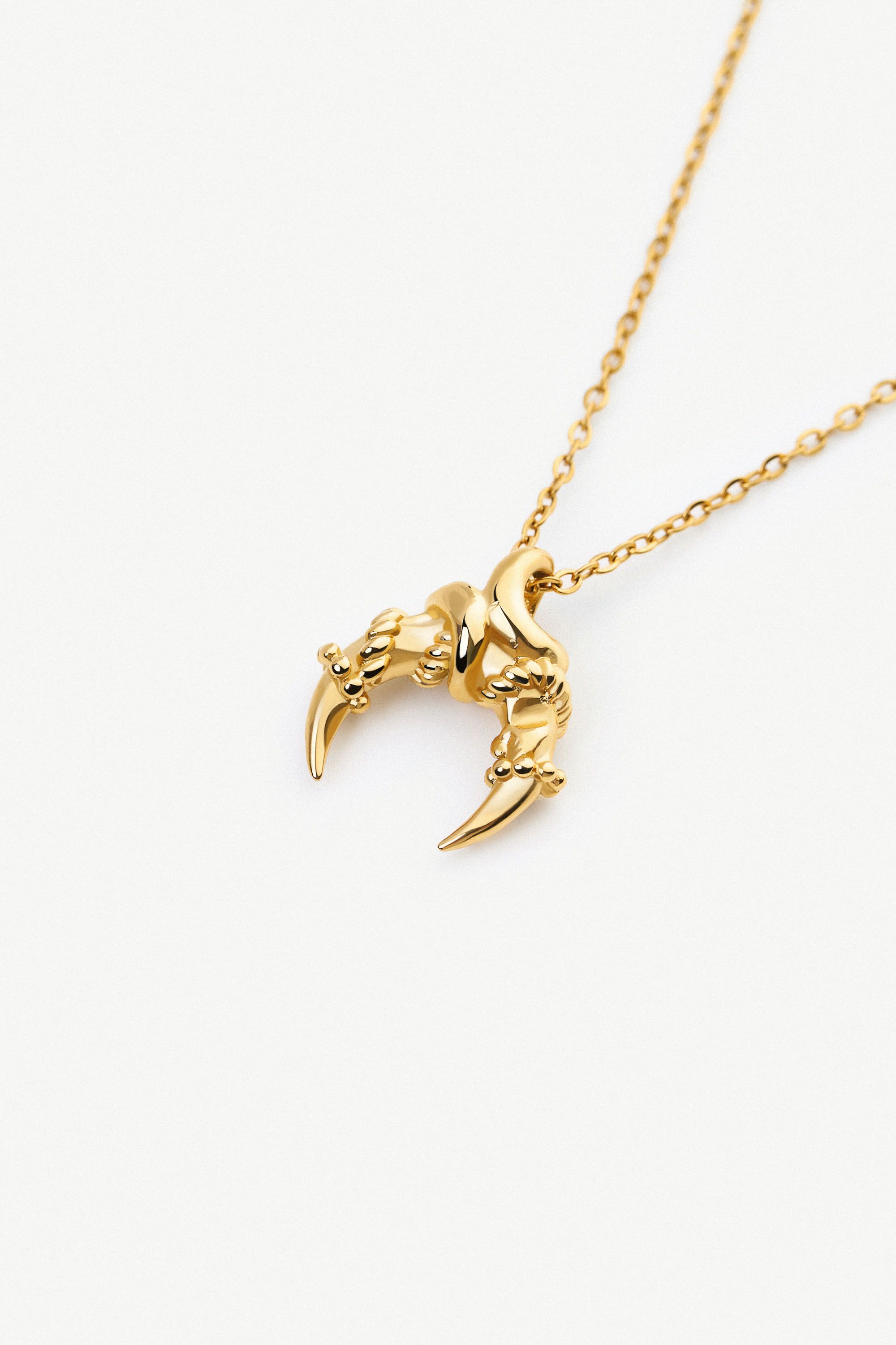 Elk & Bloom Roped Moment Twisted Horn 15K Gold Pendant Necklace